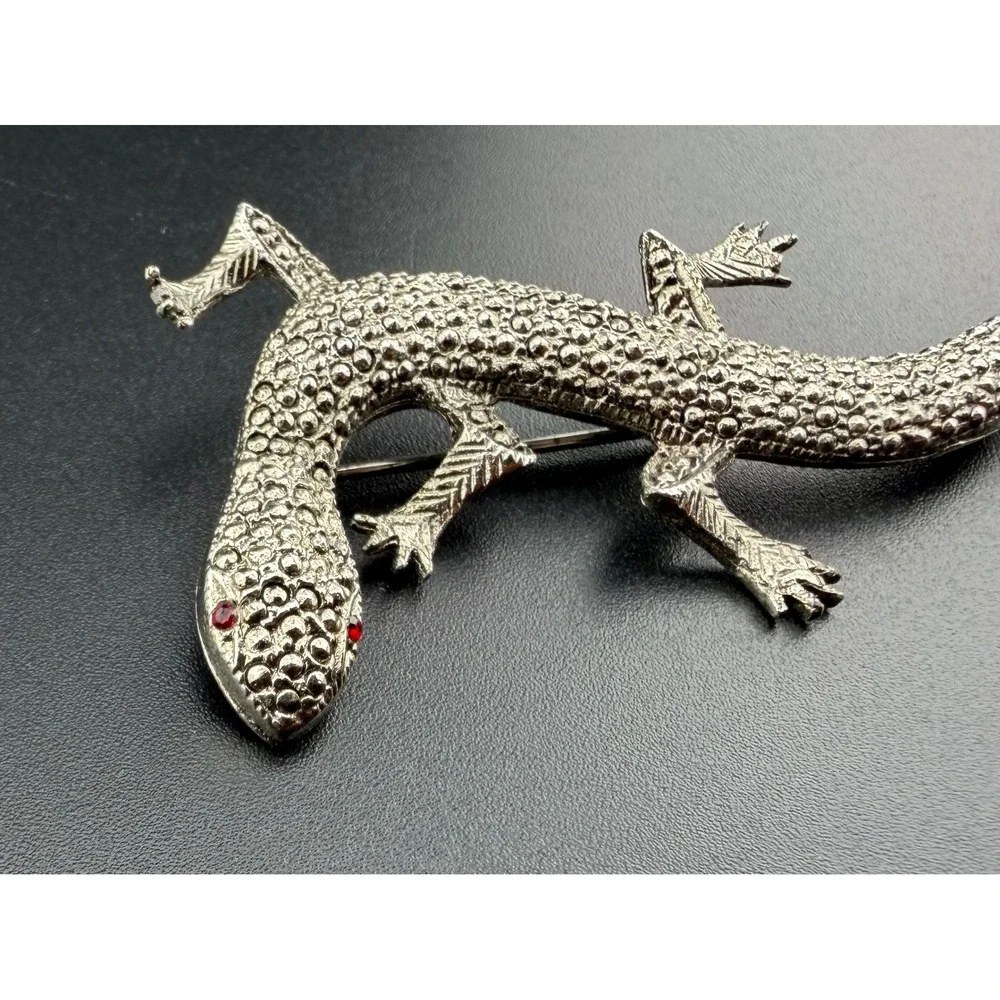 Lizard Gecko Brooch Silver‎ Tone Marcasite Style Red Eyes Reptile Vintage READ